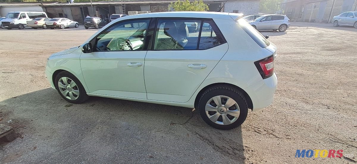 2017' Skoda Fabia photo #5