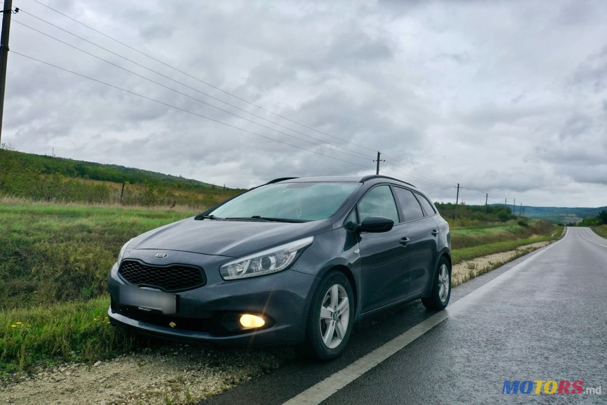 2013' Kia Ceed photo #1