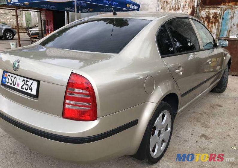 2002' Skoda Superb photo #3