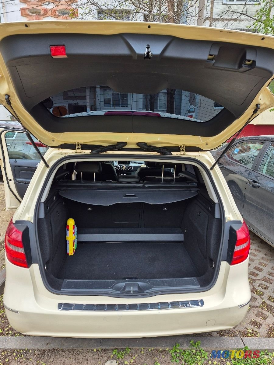 2014' Mercedes-Benz B-Class photo #3