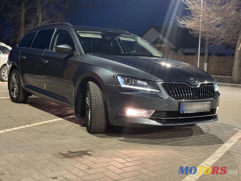 2019' Skoda Superb photo #4