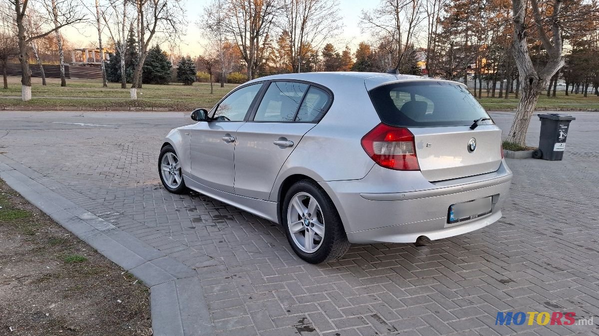 2005' BMW 1 Series photo #2