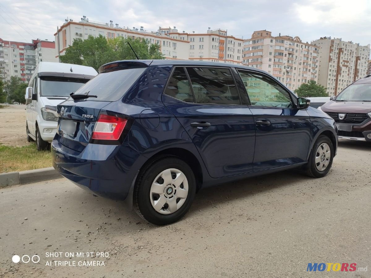 2015' Skoda Fabia photo #3