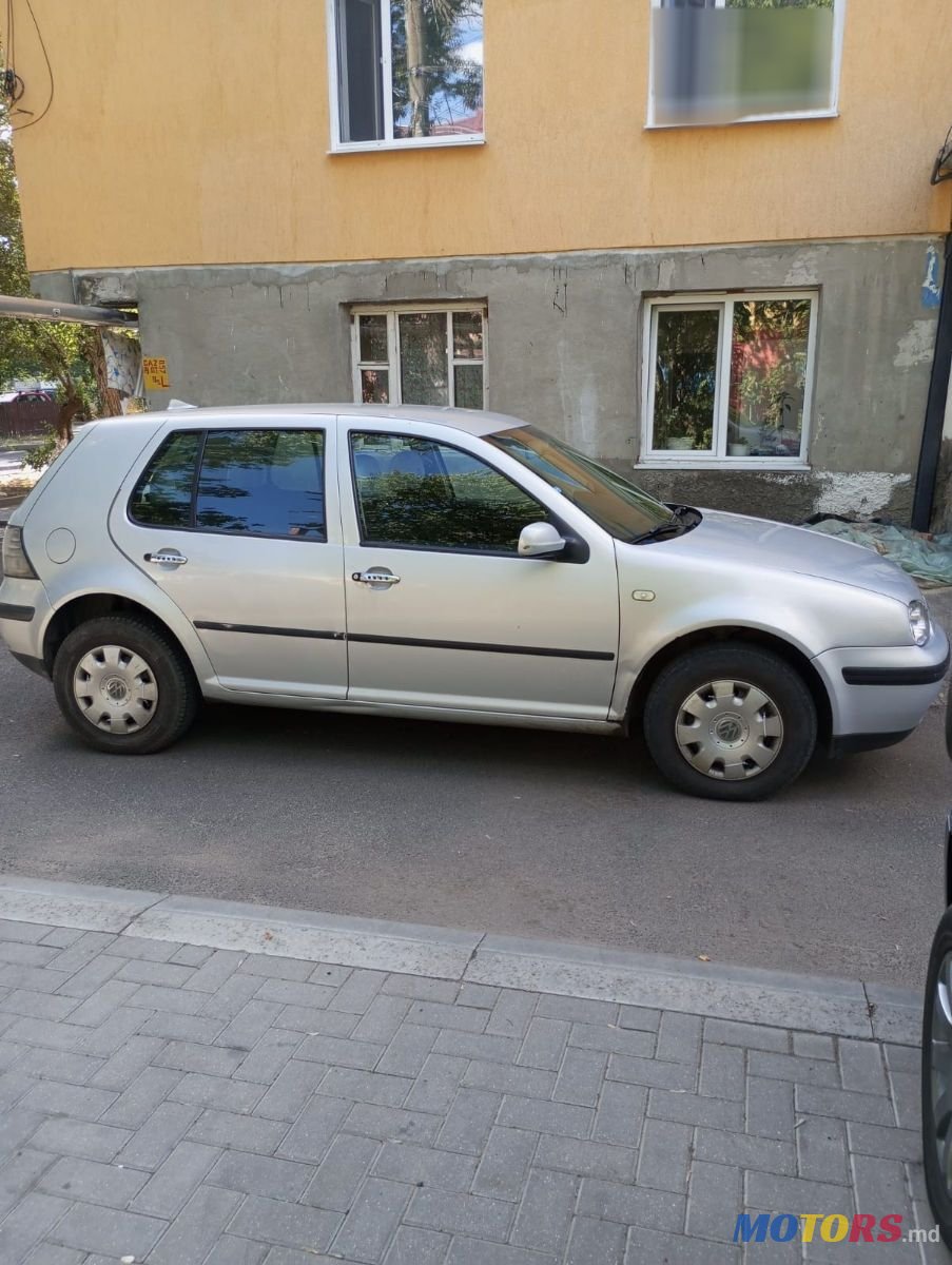 2000' Volkswagen Golf photo #2