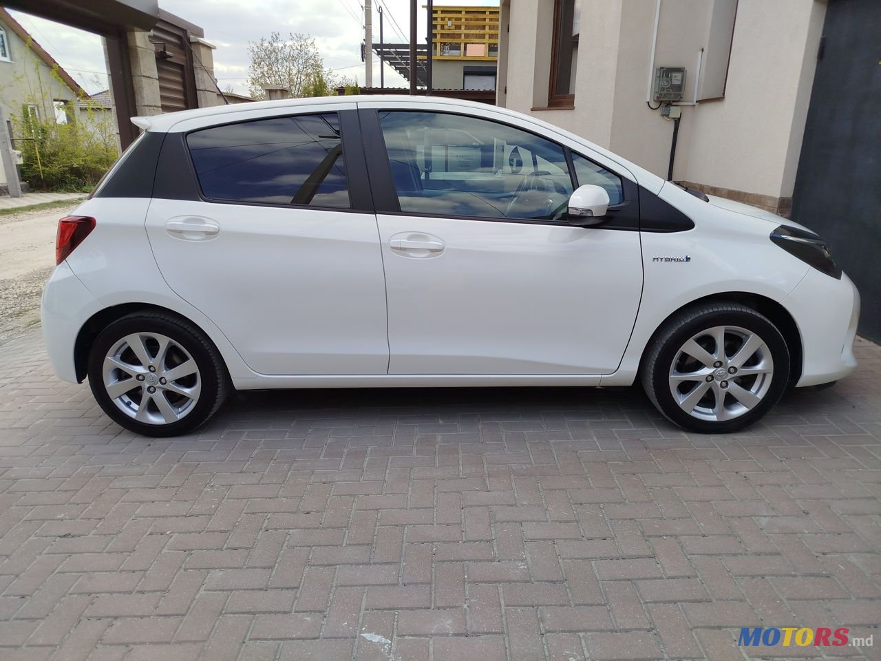 2016' Toyota Yaris photo #3