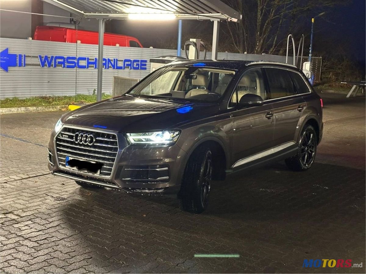 2016' Audi Q7 photo #6