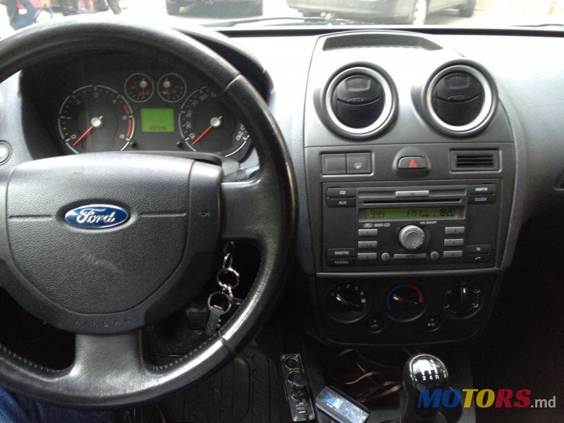 2007' Ford Fiesta photo #6