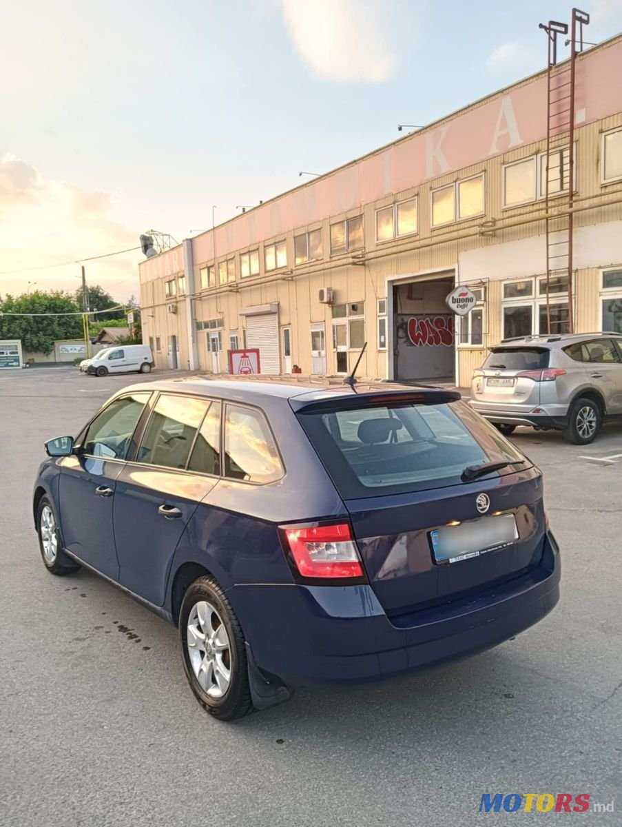 2015' Skoda Fabia photo #2
