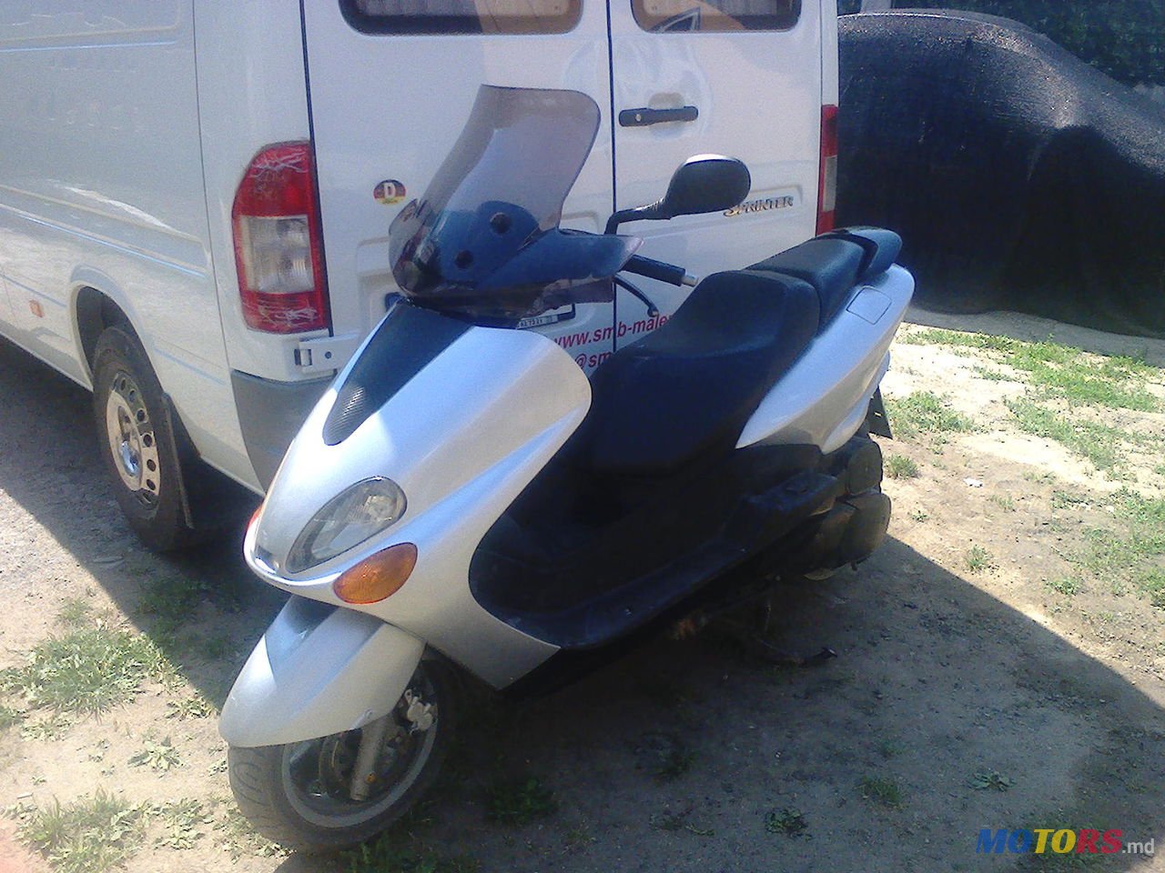 2003' Yamaha Majesty photo #6