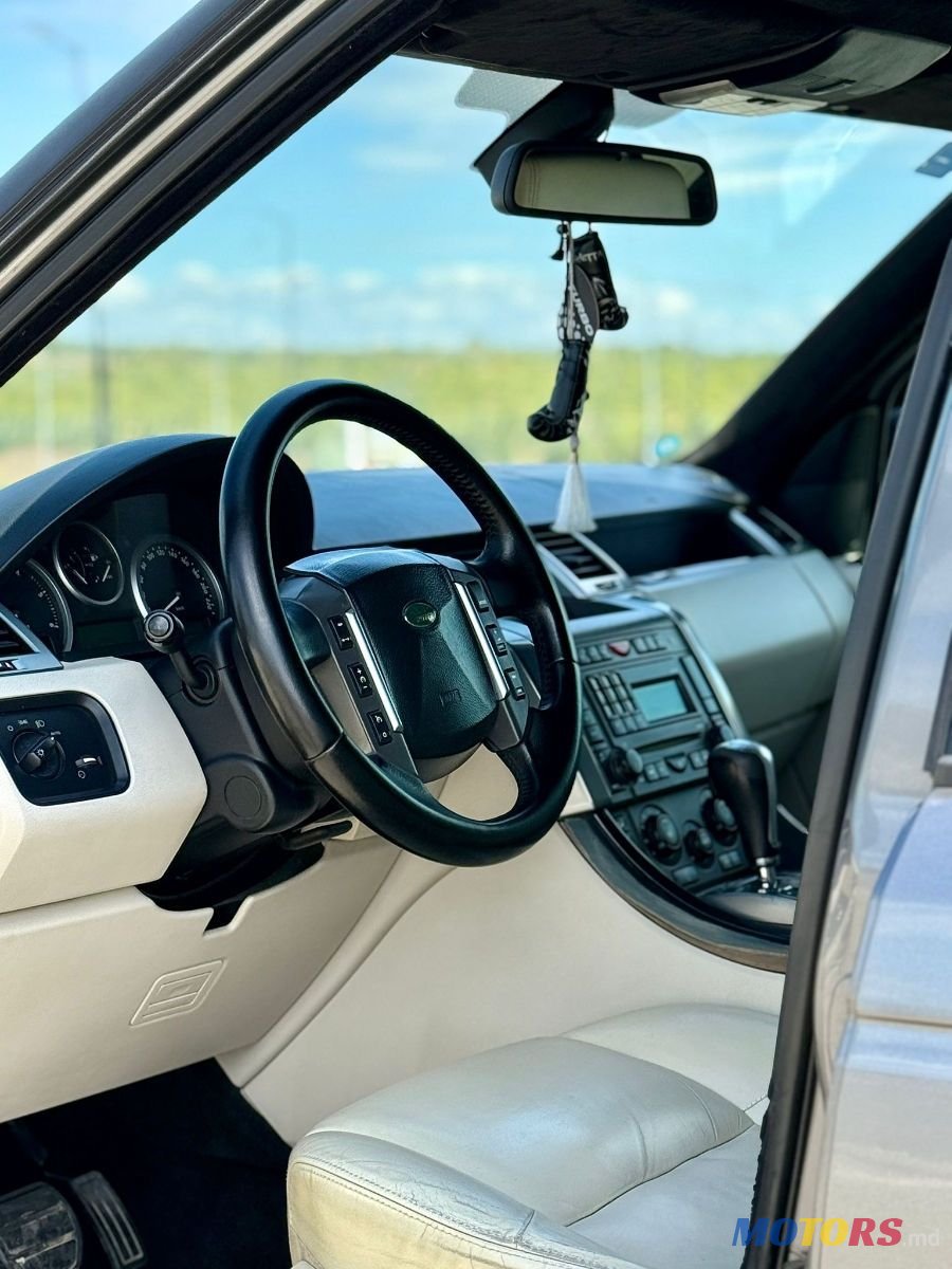 2007' Land Rover Range Rover Sport photo #5