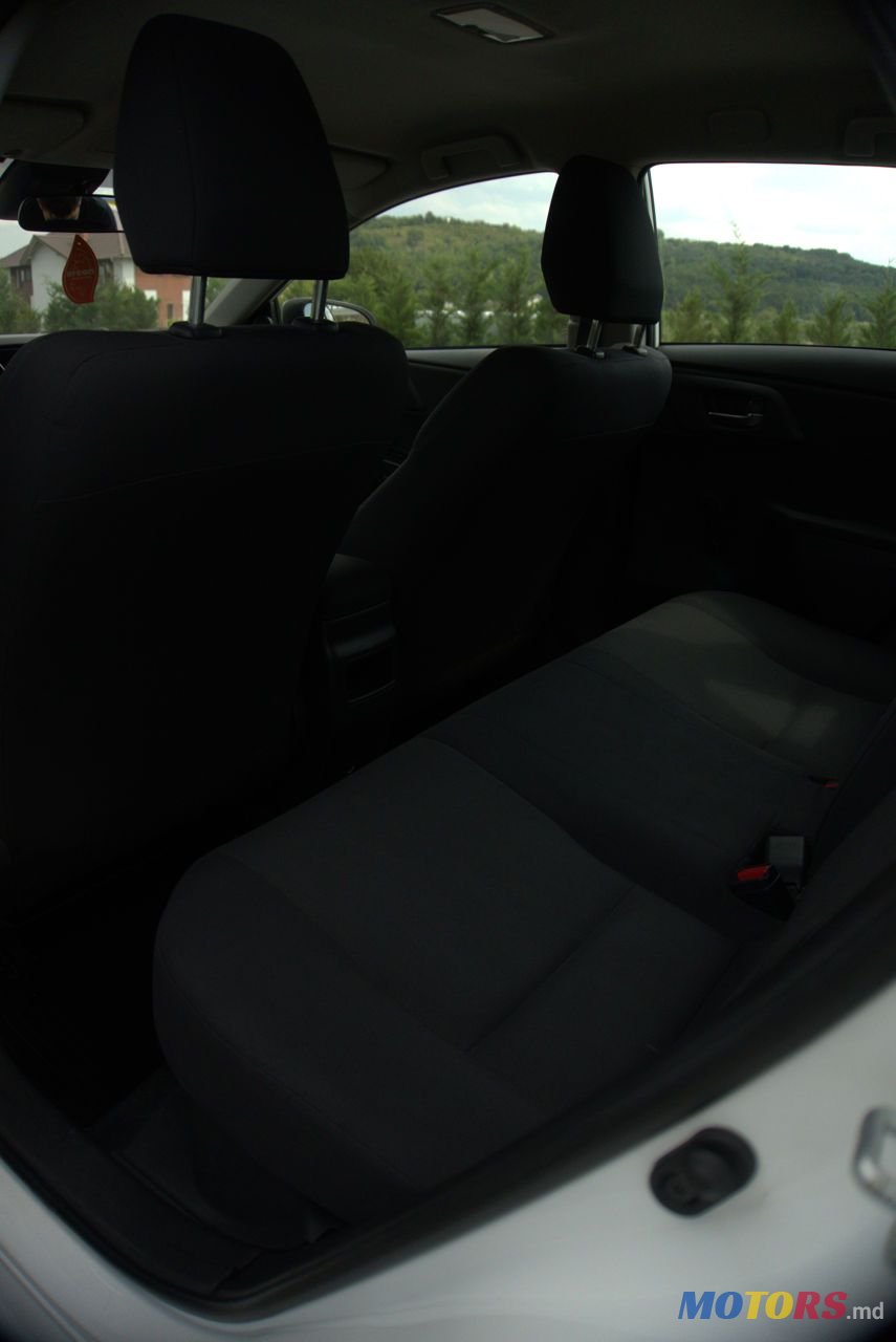 2018' Toyota Auris photo #6