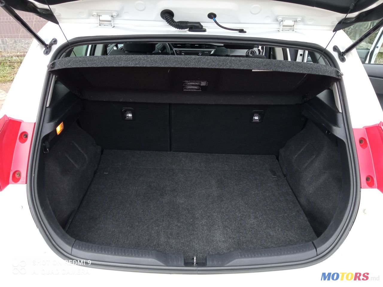 2015' Toyota Auris photo #5