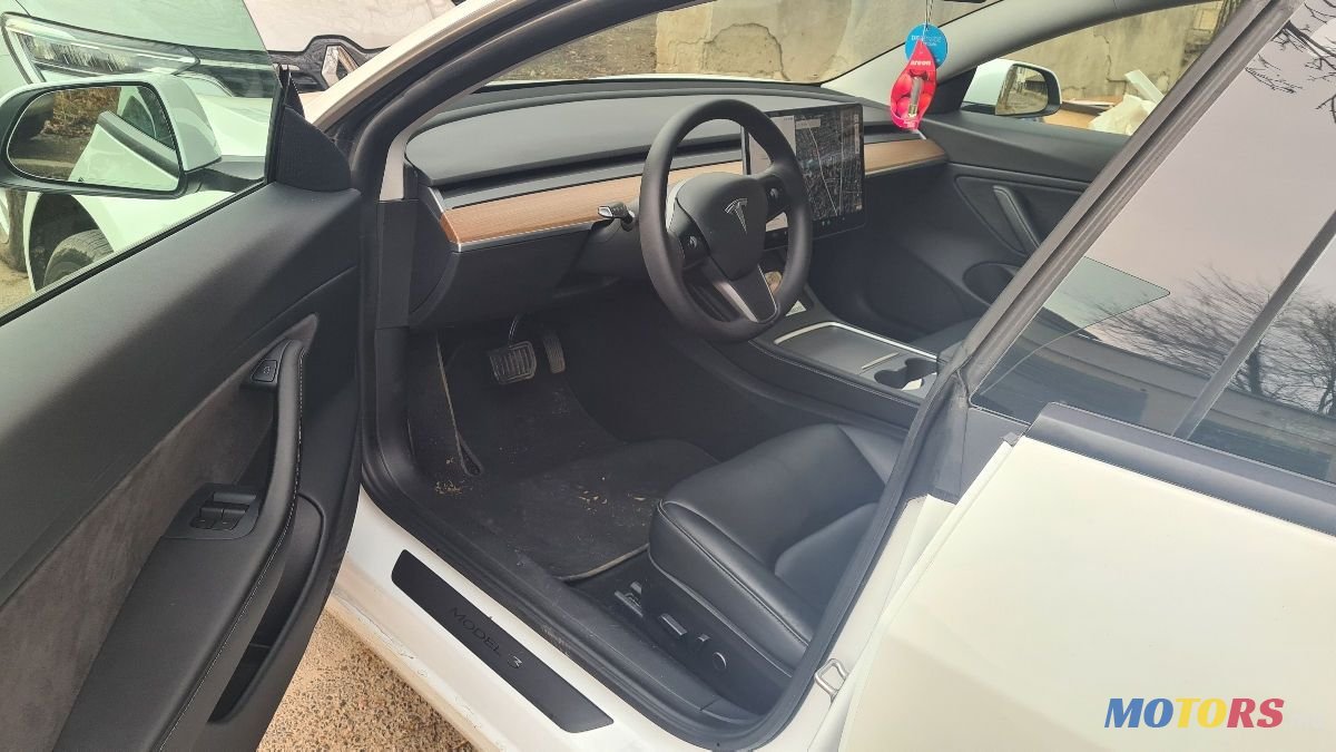 2021' Tesla Model 3 photo #6