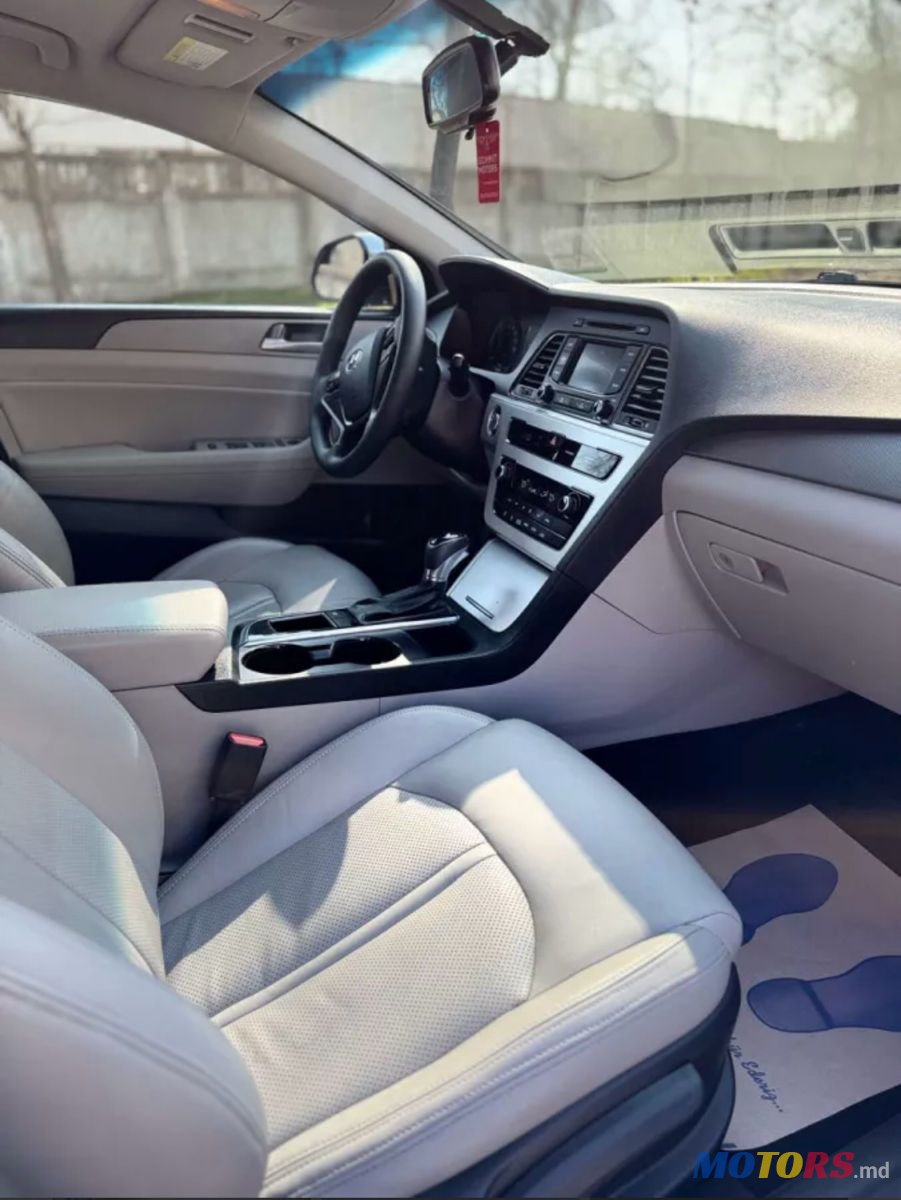 2015' Hyundai Sonata photo #4