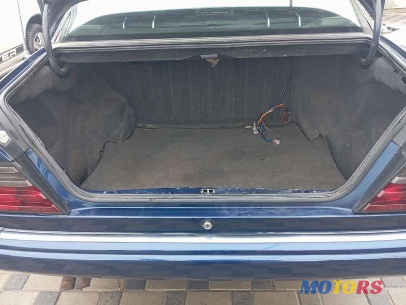 1990' Mercedes-Benz W124 photo #5