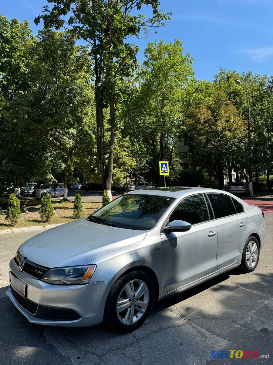 2013' Volkswagen Jetta photo #2