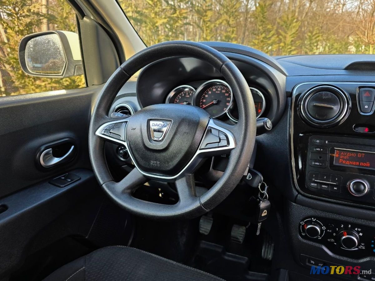 2018' Dacia Lodgy photo #5