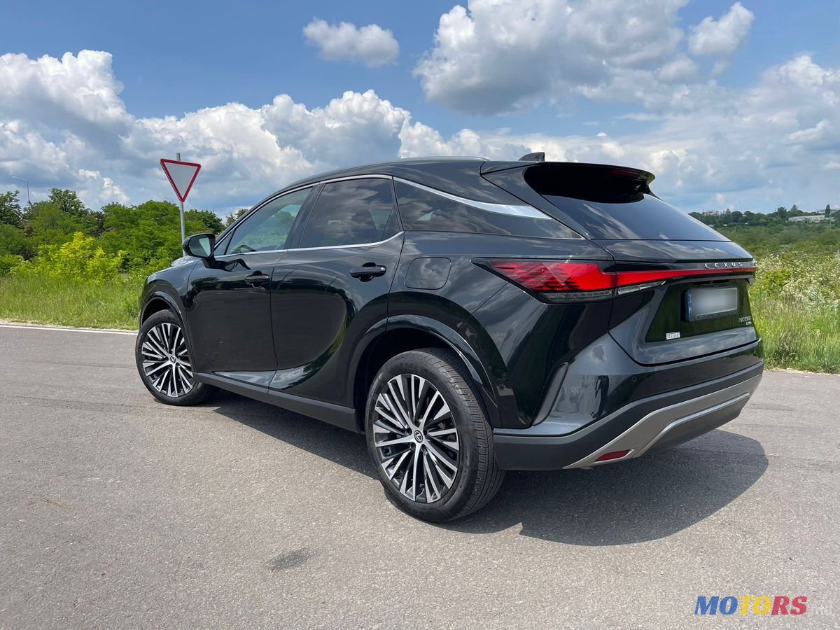 2023' Lexus Rx Series photo #4