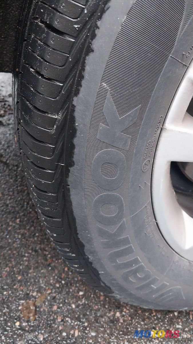 2008' Volkswagen Tiguan photo #3