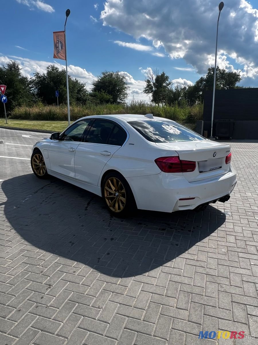 2018' BMW 3 Series photo #1