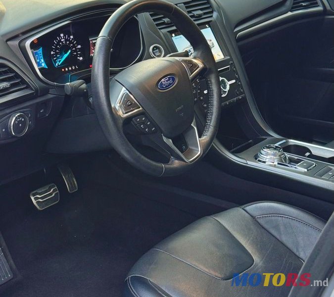 2019' Ford Fusion photo #5