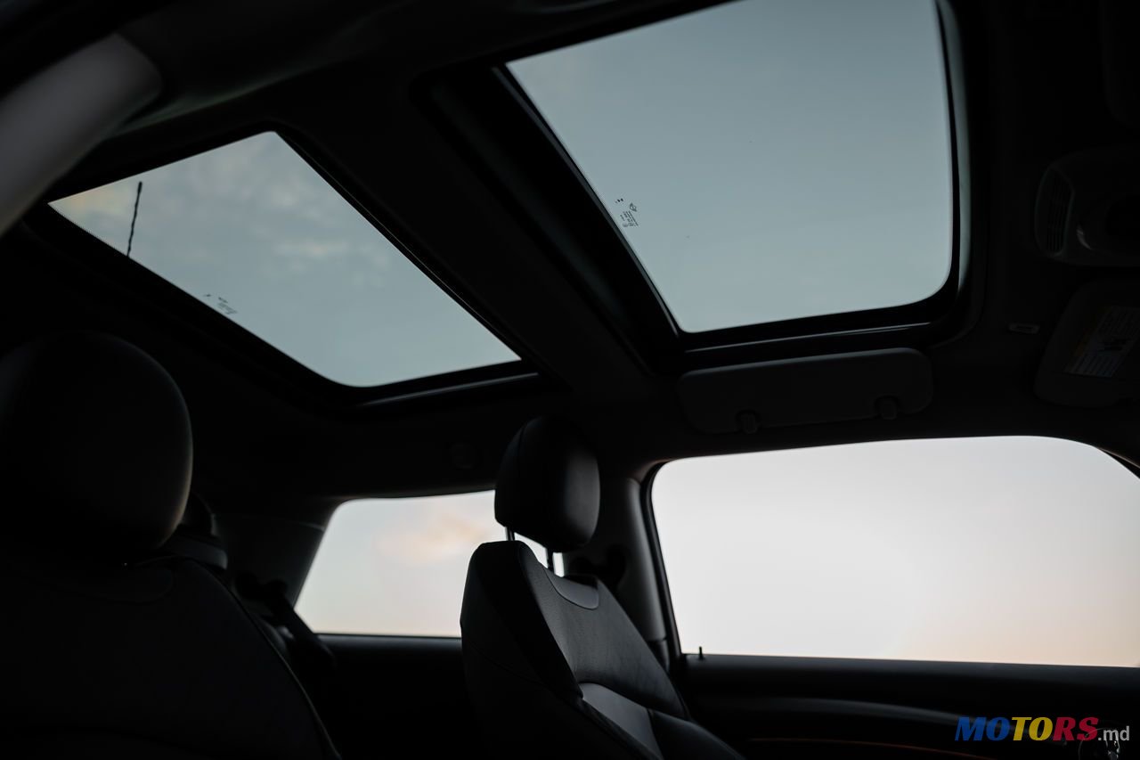 2023' MINI Cooper S photo #4