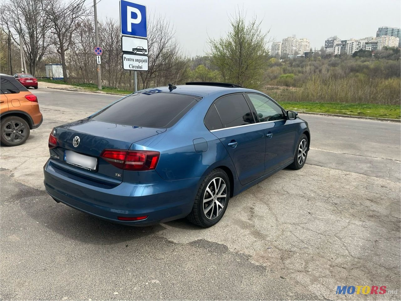 2016' Volkswagen Jetta photo #5