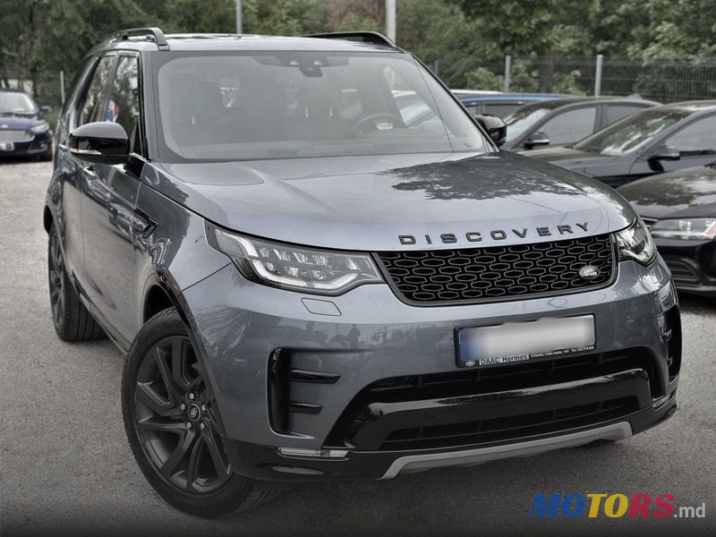 2019' Land Rover Discovery photo #2