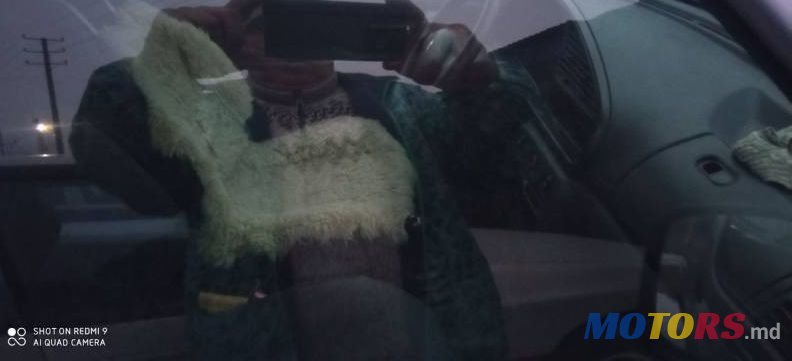 2001' Peugeot Partner photo #1