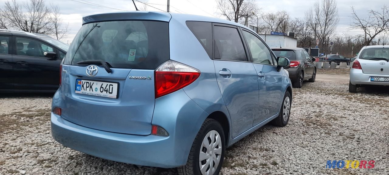 2013' Toyota Verso-S photo #1