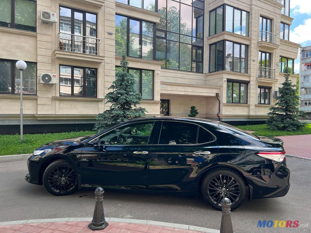 2017' Toyota Camry photo #1