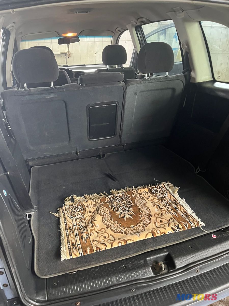 2000' Opel Zafira photo #4
