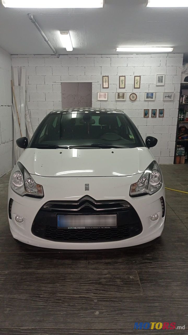 2012' Citroen DS3 photo #2