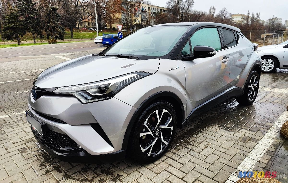 2017' Toyota C-HR photo #1