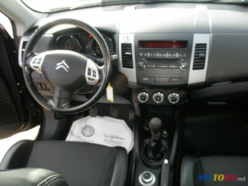 2010' Citroen C-Crosser 2.2 HDi FAP Tendance 4X4 photo #7