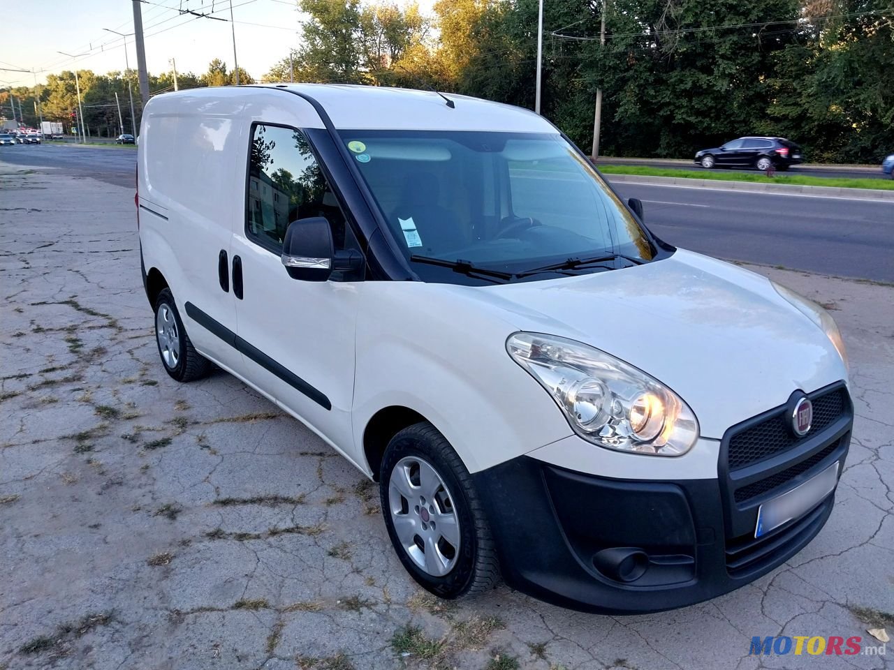 2013' Fiat Doblo photo #6