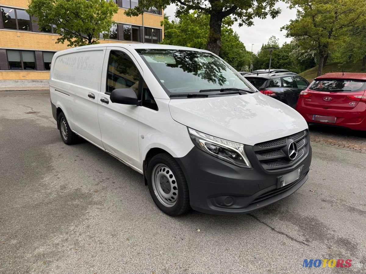 2017' Mercedes-Benz Vito photo #4