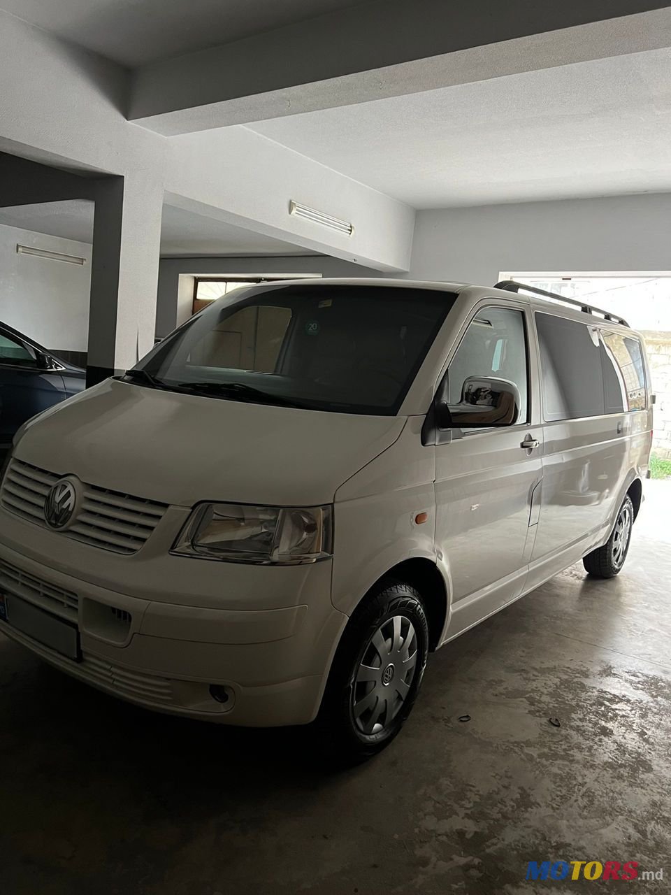 2007' Volkswagen Transporter photo #5