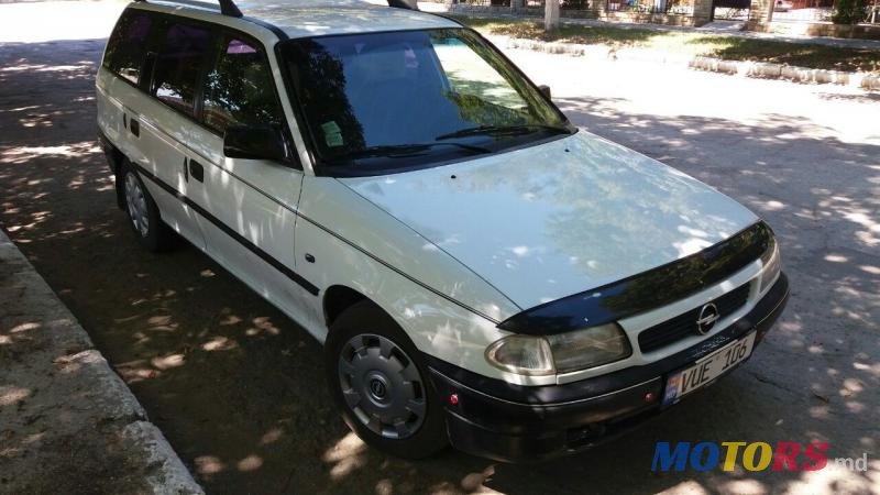 1995' Opel Astra photo #3