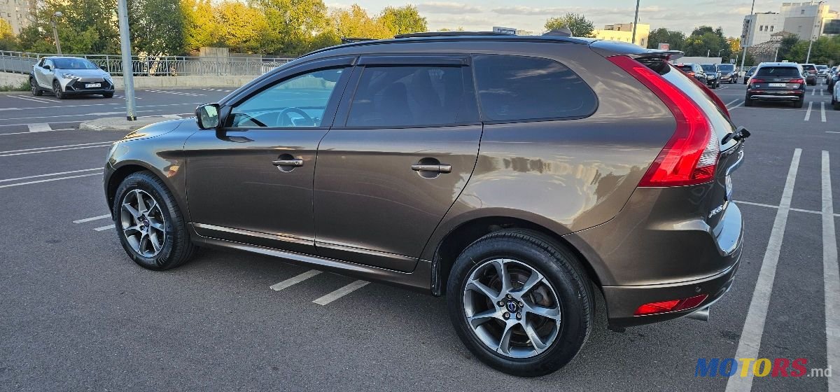 2017' Volvo XC60 photo #3