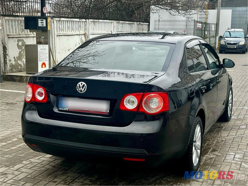 2007' Volkswagen Jetta photo #4