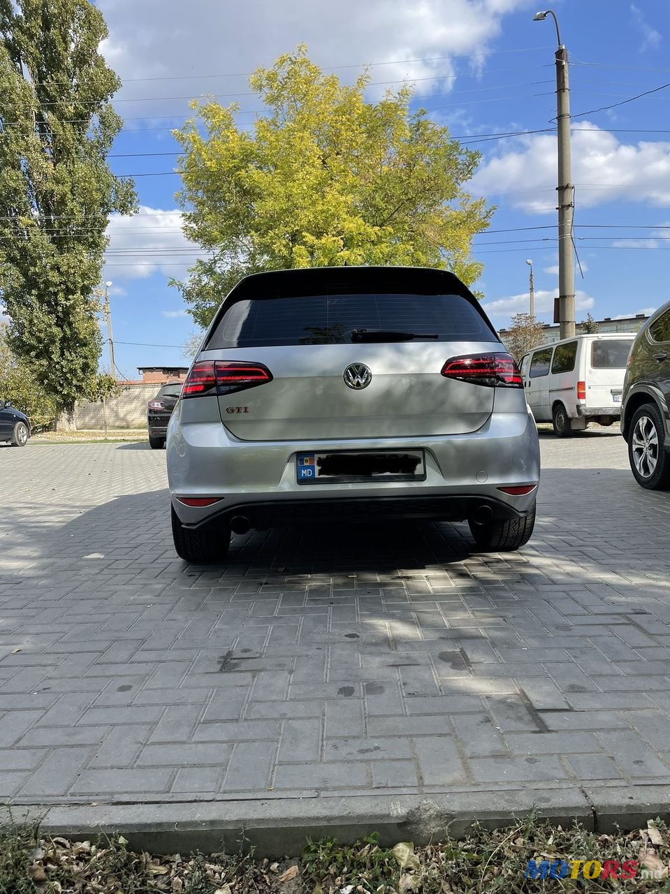 2017' Volkswagen Golf photo #4