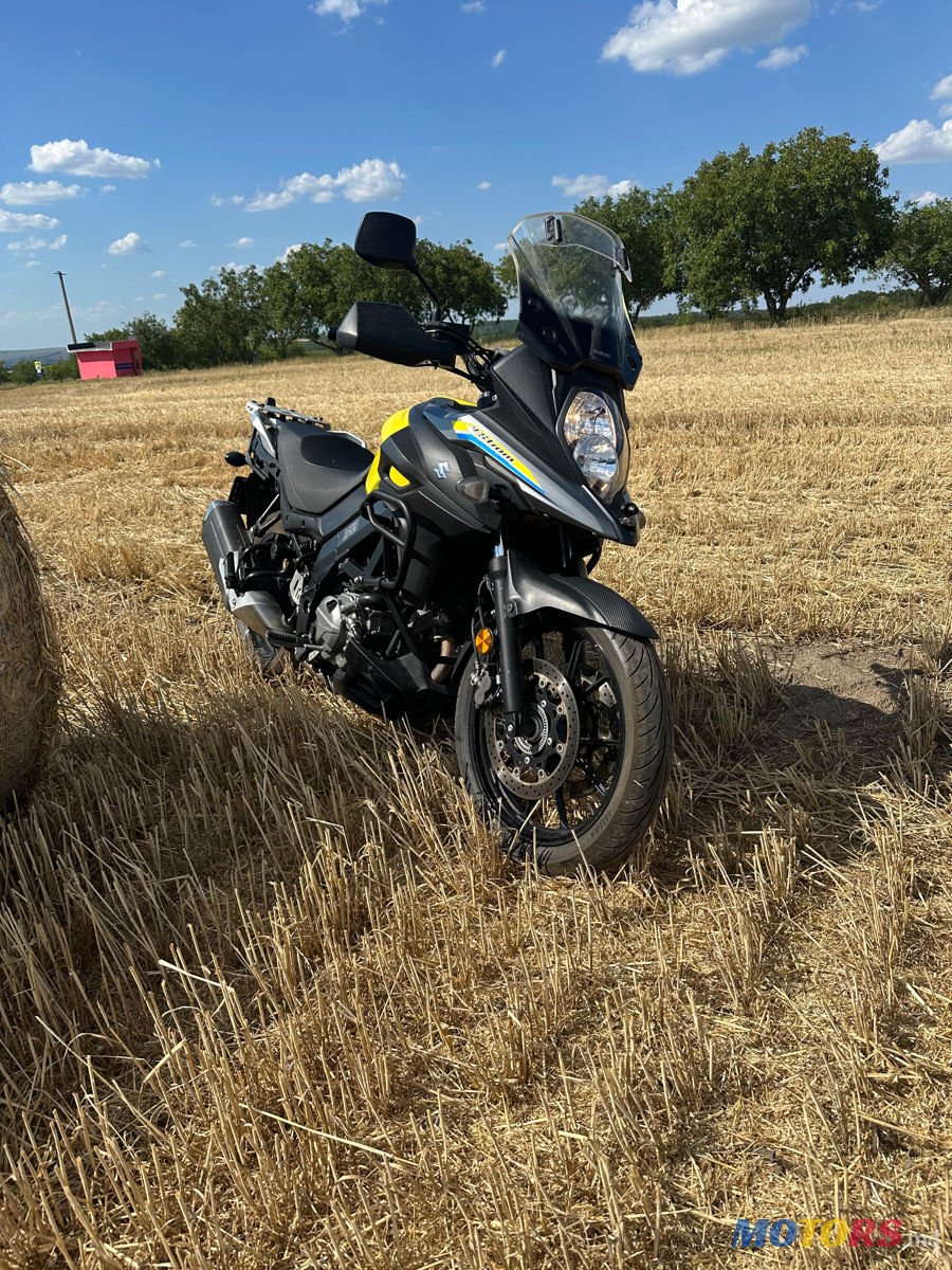 2019' Suzuki V-Strom 650 photo #1