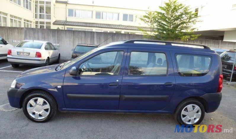 2007' Dacia Logan Mcv photo #3