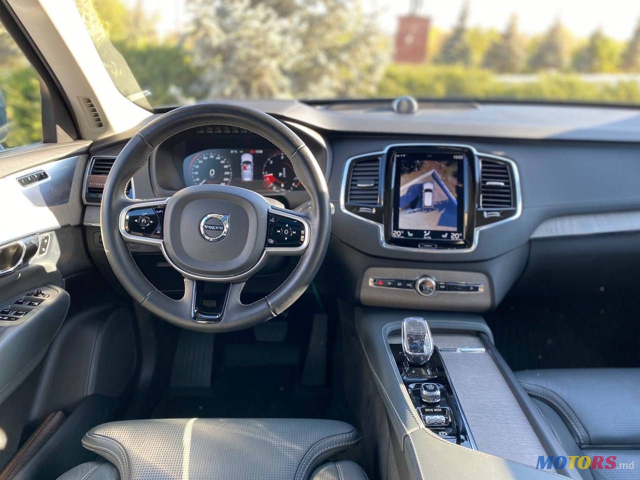 2020' Volvo XC90 photo #3