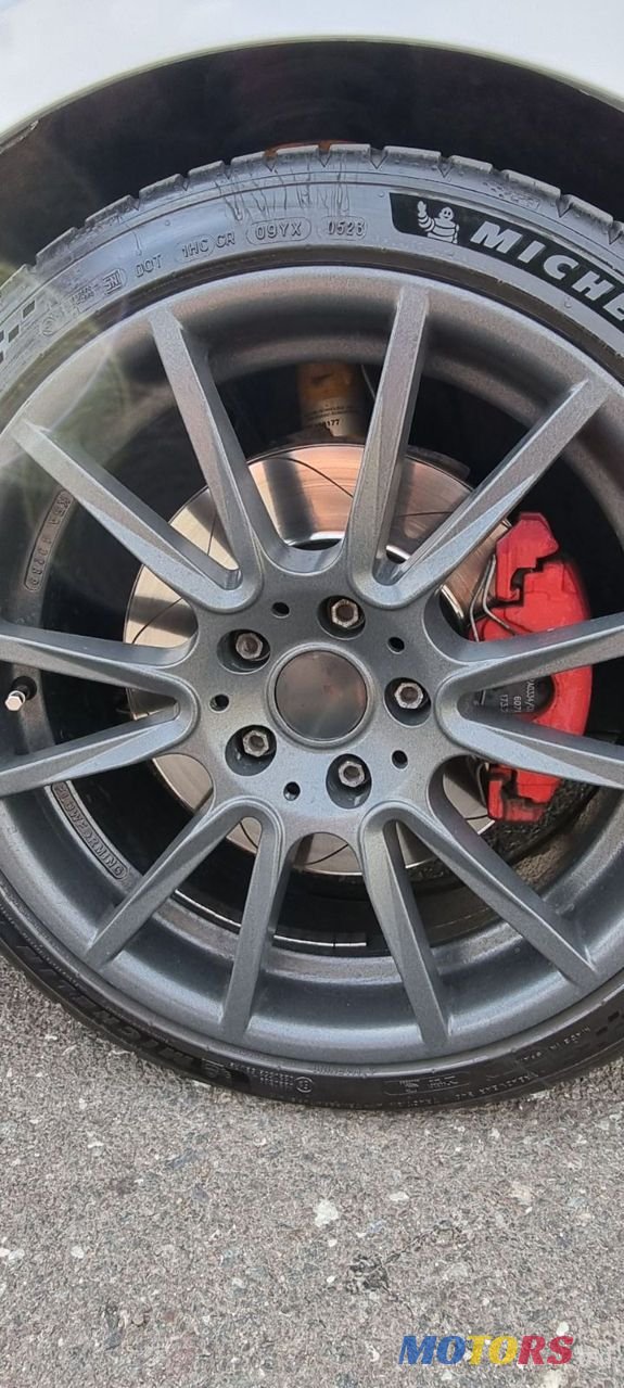 2012' Volkswagen Jetta photo #2