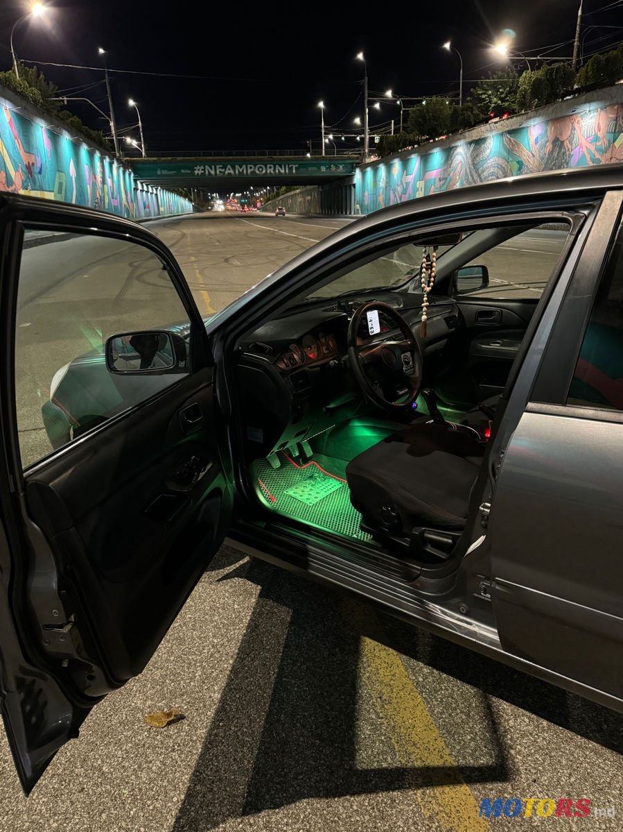 2006' Mitsubishi Lancer photo #6