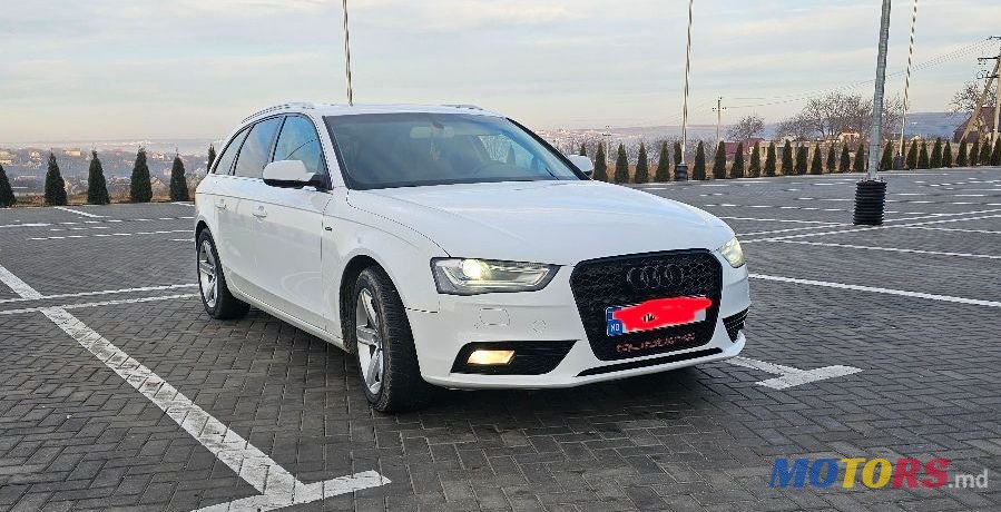 2012' Audi A4 Avant photo #1