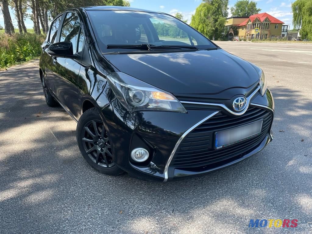 2014' Toyota Yaris photo #1