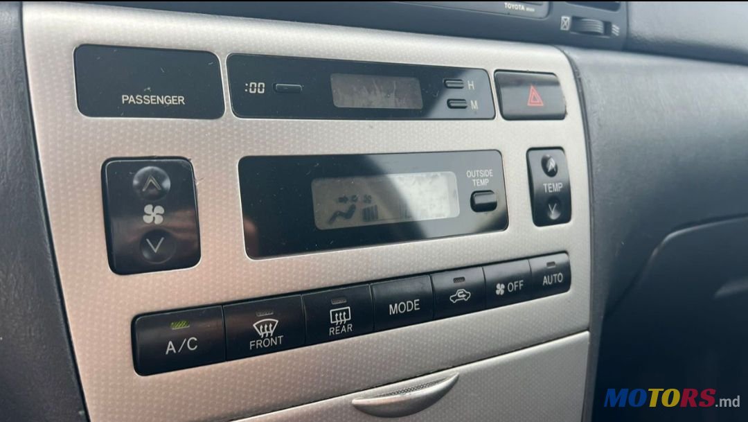 2006' Toyota Corolla photo #3